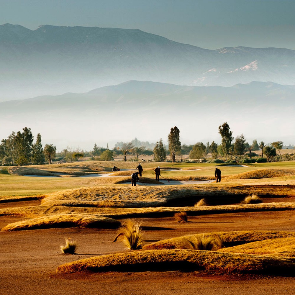 Amazing Golf Pictures http://www.encrenoire-corporate.com/imagess/topics/samanah-golf-resort-marrakech/Samanah.jpg